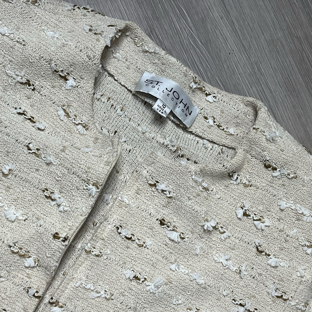 ST.JOHN Women's Knit Tweed Cream Color Metallic Jacket With Sequin Accents Sz 10